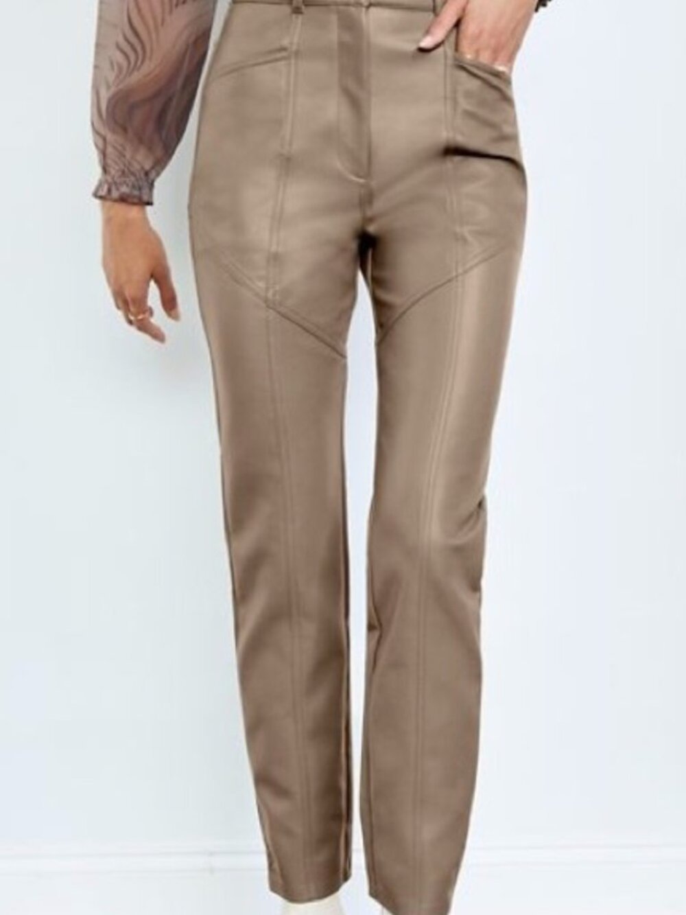 NWOT Aritzia Wilfred Rebel Vegan Leather Pants Brown High Waisted Straight Leg